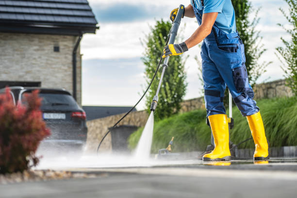 Best Sign and Awning Cleaning  in Hartshorne, OK